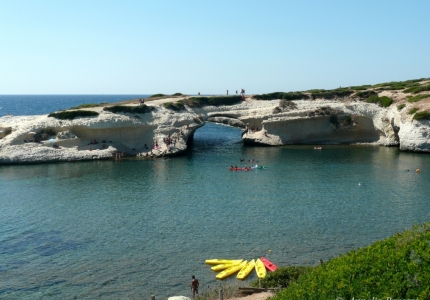Italy - Sardegna - S'Archittu - Falesia di calcari fossiliferi